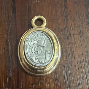 Vintage American Fashion Jewelry AFJ Cameo Woman Face Pendant Gold Tone Goddess